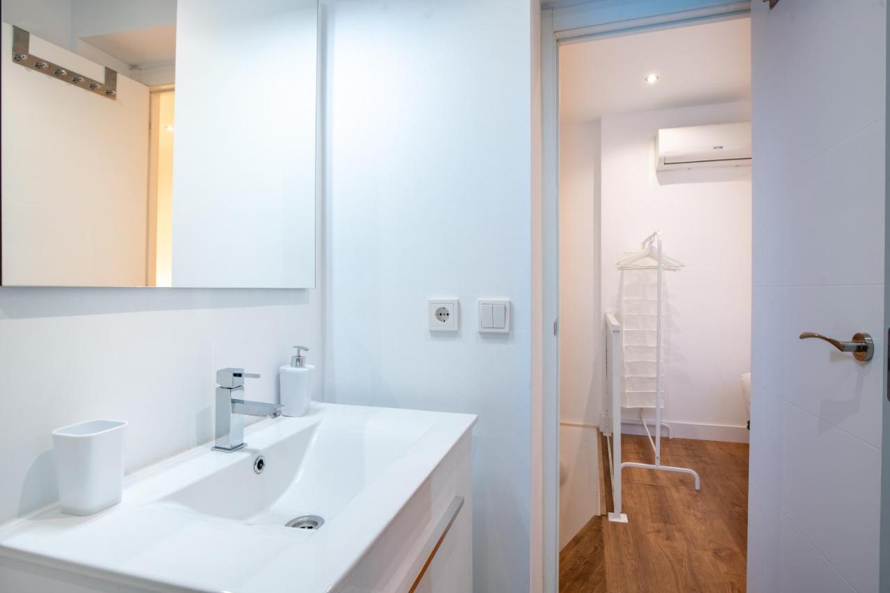 Holi-Rent Gonzalez Cuadrado Apartamento Sevilla Exterior foto