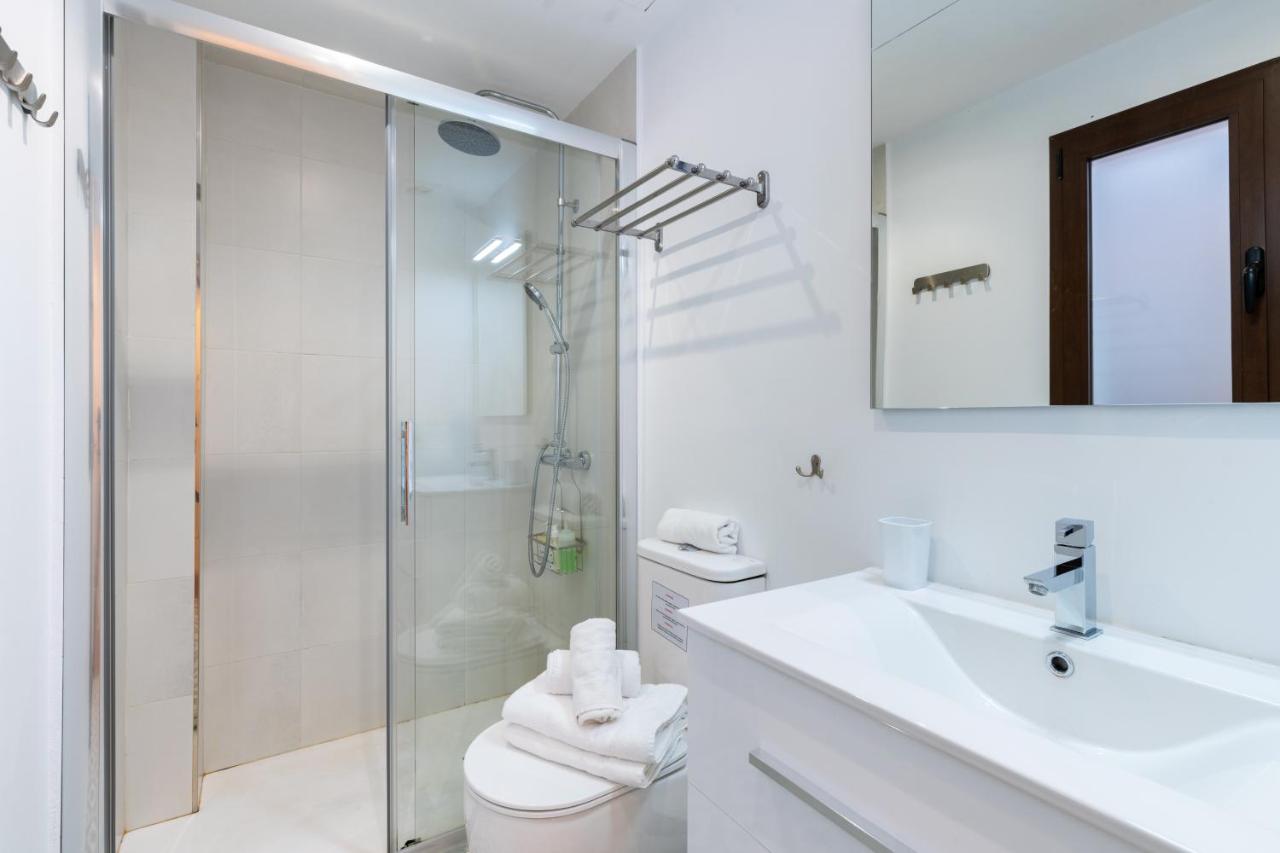 Holi-Rent Gonzalez Cuadrado Apartamento Sevilla Exterior foto